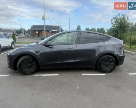 Серый Тесла Model Y, объемом двигателя 0 л и пробегом 12 тыс. км за 41000 $, фото 1 на Automoto.ua