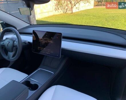 Сірий Тесла Model Y, об'ємом двигуна 0 л та пробігом 6 тис. км за 30900 $, фото 27 на Automoto.ua
