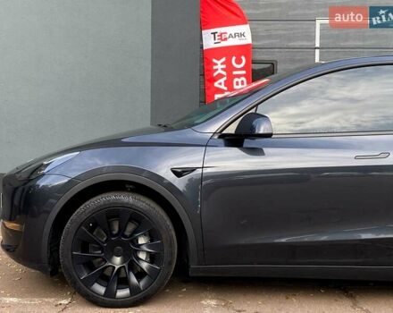 Сірий Тесла Model Y, об'ємом двигуна 0 л та пробігом 23 тис. км за 31999 $, фото 4 на Automoto.ua