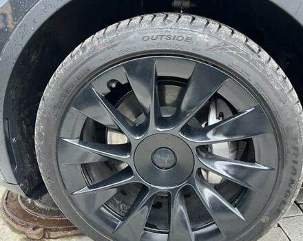 Серый Тесла Model Y, объемом двигателя 0 л и пробегом 33 тыс. км за 25000 $, фото 25 на Automoto.ua