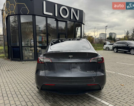 Сірий Тесла Model Y, об'ємом двигуна 0 л та пробігом 25 тис. км за 26999 $, фото 6 на Automoto.ua