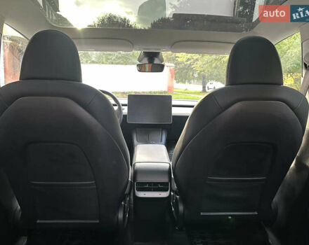 Сірий Тесла Model Y, об'ємом двигуна 0 л та пробігом 12 тис. км за 32500 $, фото 15 на Automoto.ua