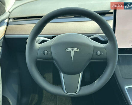 Серый Тесла Model Y, объемом двигателя 0 л и пробегом 1 тыс. км за 35490 $, фото 53 на Automoto.ua