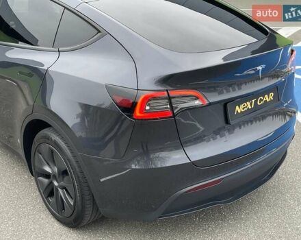 Серый Тесла Model Y, объемом двигателя 0 л и пробегом 22 тыс. км за 34700 $, фото 14 на Automoto.ua