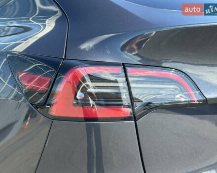 Серый Тесла Model Y, объемом двигателя 0 л и пробегом 1 тыс. км за 35490 $, фото 18 на Automoto.ua