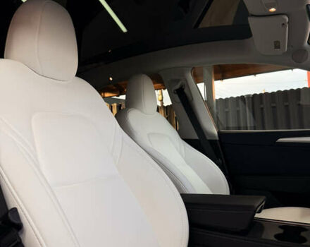 Сірий Тесла Model Y, об'ємом двигуна 0 л та пробігом 2 тис. км за 36500 $, фото 25 на Automoto.ua