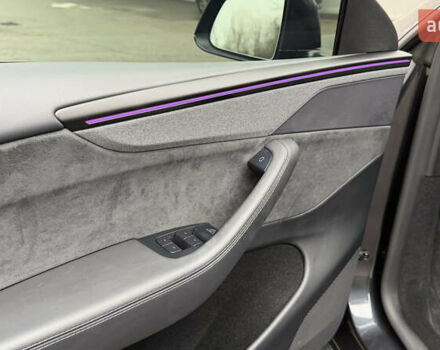 Серый Тесла Model Y, объемом двигателя 0 л и пробегом 4 тыс. км за 53500 $, фото 18 на Automoto.ua