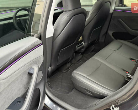 Серый Тесла Model Y, объемом двигателя 0 л и пробегом 4 тыс. км за 53500 $, фото 29 на Automoto.ua