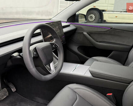 Серый Тесла Model Y, объемом двигателя 0 л и пробегом 4 тыс. км за 53500 $, фото 16 на Automoto.ua