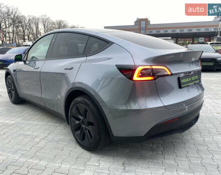 Серый Тесла Model Y, объемом двигателя 0 л и пробегом 11 тыс. км за 35500 $, фото 4 на Automoto.ua
