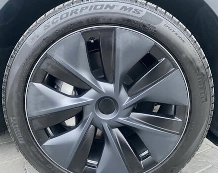 Серый Тесла Model Y, объемом двигателя 0 л и пробегом 11 тыс. км за 35500 $, фото 5 на Automoto.ua
