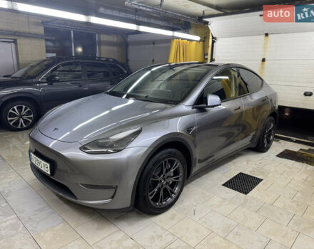 Серый Тесла Model Y, объемом двигателя 0 л и пробегом 1 тыс. км за 35500 $, фото 1 на Automoto.ua