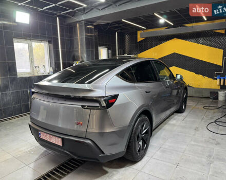 Серый Тесла Model Y, объемом двигателя 0 л и пробегом 1 тыс. км за 55000 $, фото 10 на Automoto.ua