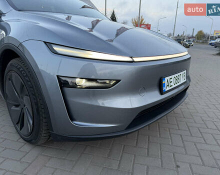 Серый Тесла Model Y, объемом двигателя 0 л и пробегом 4 тыс. км за 54000 $, фото 3 на Automoto.ua