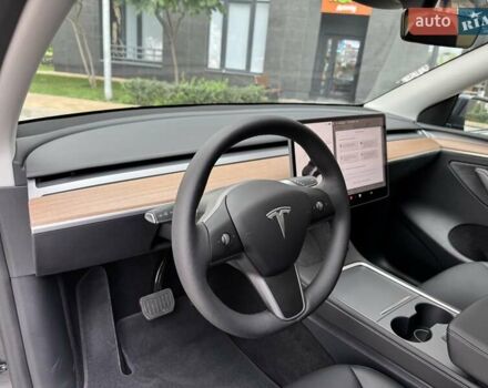 Сірий Тесла Model Y, об'ємом двигуна 0 л та пробігом 2 тис. км за 33500 $, фото 11 на Automoto.ua