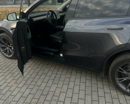 Тесла Model Y 2025 в Коломые на Automoto.ua Серый Тесла Model Y, объемом двигателя 0 л и пробегом 2 тыс. км за 34500 $, фото 17 на Automoto.ua