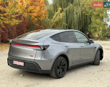 Серый Тесла Model Y, объемом двигателя 0 л и пробегом 1 тыс. км за 55000 $, фото 5 на Automoto.ua