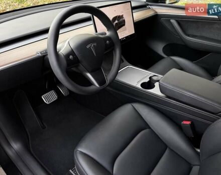 Серый Тесла Model Y, объемом двигателя 0 л и пробегом 5 тыс. км за 35700 $, фото 8 на Automoto.ua