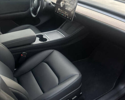 Тесла Model Y 2025 в Коломые на Automoto.ua Серый Тесла Model Y, объемом двигателя 0 л и пробегом 2 тыс. км за 34500 $, фото 12 на Automoto.ua