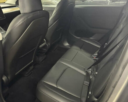 Серый Тесла Model Y, объемом двигателя 0 л и пробегом 1 тыс. км за 35500 $, фото 4 на Automoto.ua