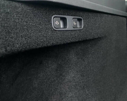 Серый Тесла Model Y, объемом двигателя 0 л и пробегом 11 тыс. км за 35500 $, фото 31 на Automoto.ua