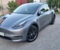 Серый Тесла Model Y, объемом двигателя 0 л и пробегом 1 тыс. км за 37000 $, фото 1 на Automoto.ua
