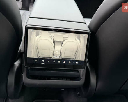 Серый Тесла Model Y, объемом двигателя 0 л и пробегом 4 тыс. км за 53500 $, фото 31 на Automoto.ua