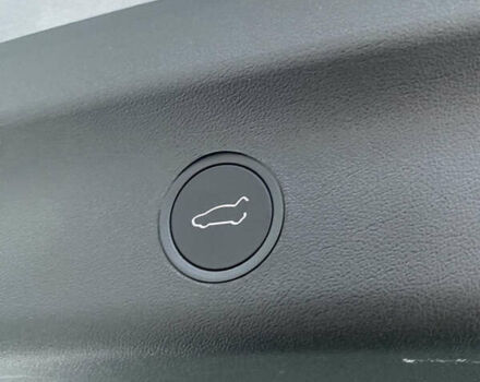 Серый Тесла Model Y, объемом двигателя 0 л и пробегом 11 тыс. км за 35500 $, фото 32 на Automoto.ua