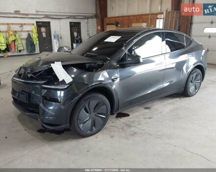 Серый Тесла Model Y, объемом двигателя 0 л и пробегом 2 тыс. км за 33000 $, фото 2 на Automoto.ua