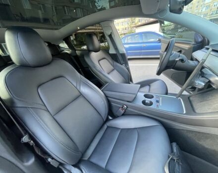 Серый Тесла Model Y, объемом двигателя 0 л и пробегом 44 тыс. км за 33000 $, фото 6 на Automoto.ua