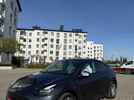 Тесла Model Y 2020 в Луцке на Automoto.ua Серый Тесла Model Y, объемом двигателя 0 л и пробегом 143 тыс. км за 20500 $, фото 1 на Automoto.ua