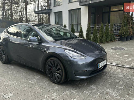 Тесла Model Y 2020 в Львове на Automoto.ua Серый Тесла Model Y, объемом двигателя 0 л и пробегом 99 тыс. км за 24000 $, фото 1 на Automoto.ua