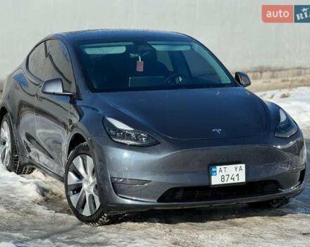 Серый Тесла Model Y, объемом двигателя 0 л и пробегом 115 тыс. км за 23500 $, фото 1 на Automoto.ua