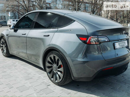 Сірий Тесла Model Y, об'ємом двигуна 0 л та пробігом 52 тис. км за 39550 $, фото 1 на Automoto.ua