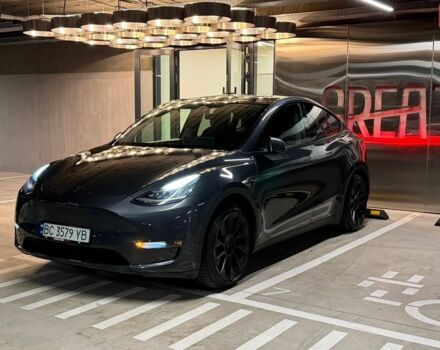 Серый Тесла Model Y, объемом двигателя 0 л и пробегом 125 тыс. км за 20500 $, фото 1 на Automoto.ua