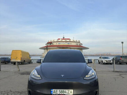 Тесла Model Y 2020 в Днепре (Днепропетровске) на Automoto.ua Серый Тесла Model Y, объемом двигателя 0 л и пробегом 14 тыс. км за 40999 $, фото 1 на Automoto.ua