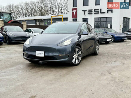 Серый Тесла Model Y, объемом двигателя 0 л и пробегом 107 тыс. км за 23500 $, фото 1 на Automoto.ua