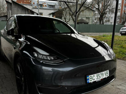 Серый Тесла Model Y, объемом двигателя 0 л и пробегом 94 тыс. км за 23000 $, фото 1 на Automoto.ua