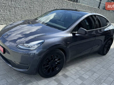 Серый Тесла Model Y, объемом двигателя 0 л и пробегом 88 тыс. км за 21500 $, фото 1 на Automoto.ua