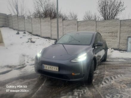 Серый Тесла Model Y, объемом двигателя 0 л и пробегом 150 тыс. км за 25500 $, фото 1 на Automoto.ua