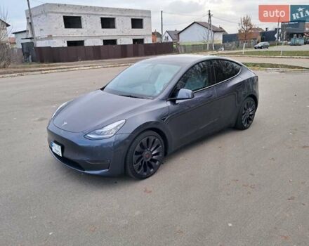 Серый Тесла Model Y, объемом двигателя 0 л и пробегом 100 тыс. км за 23500 $, фото 1 на Automoto.ua