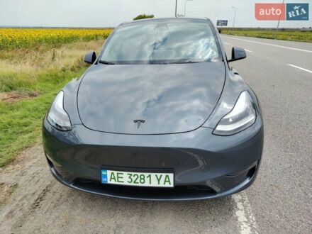 Сірий Тесла Model Y, об'ємом двигуна 0 л та пробігом 53 тис. км за 31300 $, фото 1 на Automoto.ua
