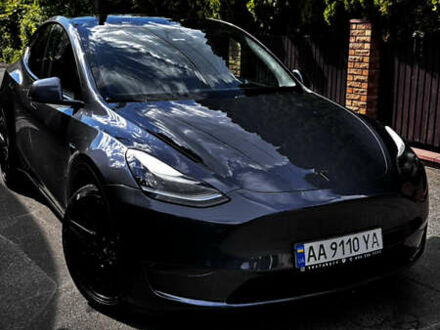 Тесла Model Y 2020 в Киеве на Automoto.ua Серый Тесла Model Y, объемом двигателя 0 л и пробегом 110 тыс. км за 22500 $, фото 1 на Automoto.ua