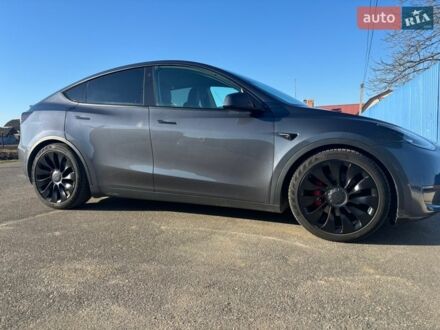 Серый Тесла Model Y, объемом двигателя 0 л и пробегом 81 тыс. км за 27500 $, фото 1 на Automoto.ua