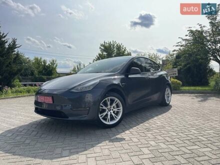 Тесла Model Y 2021 в Ровно на Automoto.ua Серый Тесла Model Y, объемом двигателя 0 л и пробегом 121 тыс. км за 20950 $, фото 1 на Automoto.ua