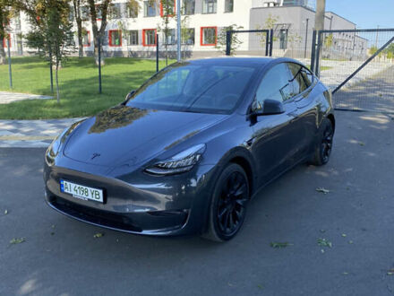 Тесла Model Y 2021 в Киеве на Automoto.ua Серый Тесла Model Y, объемом двигателя 0 л и пробегом 73 тыс. км за 25000 $, фото 1 на Automoto.ua