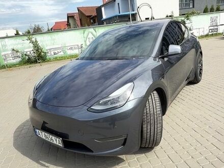 Серый Тесла Model Y, объемом двигателя 0 л и пробегом 39 тыс. км за 27000 $, фото 1 на Automoto.ua