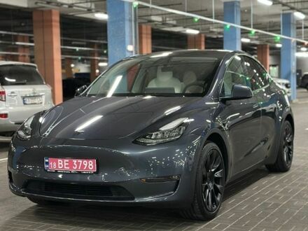 Серый Тесла Model Y, объемом двигателя 0 л и пробегом 68 тыс. км за 25500 $, фото 1 на Automoto.ua