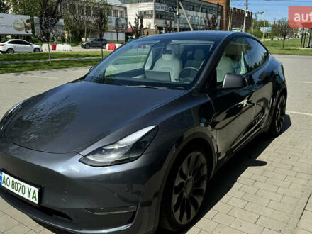 Тесла Model Y 2021 в Ужгороде на Automoto.ua Серый Тесла Model Y, объемом двигателя 0 л и пробегом 54 тыс. км за 24000 $, фото 1 на Automoto.ua