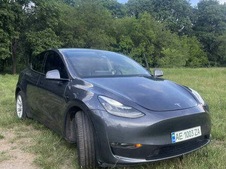 Тесла Model Y 2021 в Днепре (Днепропетровске) на Automoto.ua Серый Тесла Model Y, объемом двигателя 0 л и пробегом 75 тыс. км за 24500 $, фото 1 на Automoto.ua